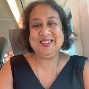 Meet your Posher, Lisa